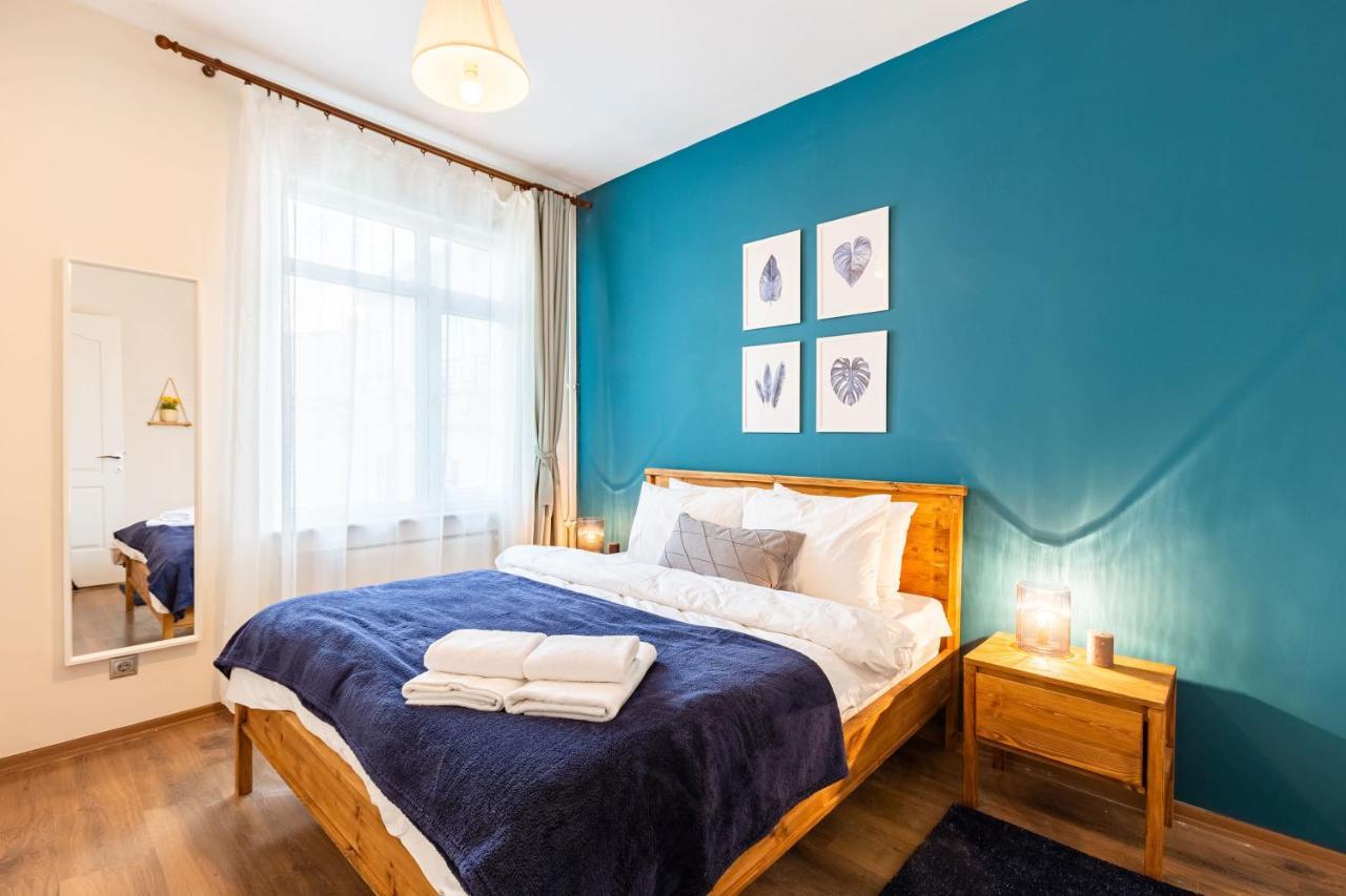 Flat With Excellent Location In Tesvikiye, Sisli Apartamento Istambul Exterior foto